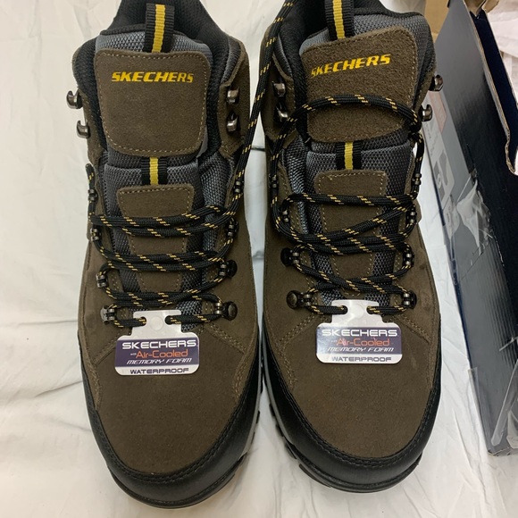 Skechers Other - NEW Sketchers Relment-Pelmo. Wide fit